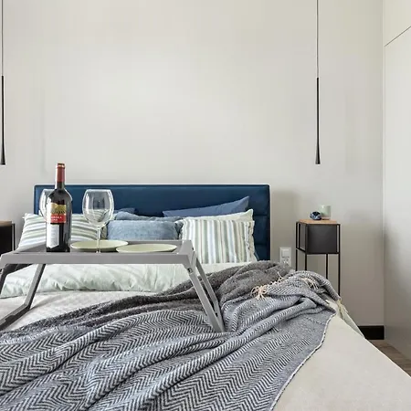 Apartament Pierwsza Dzielnica Appartamento *